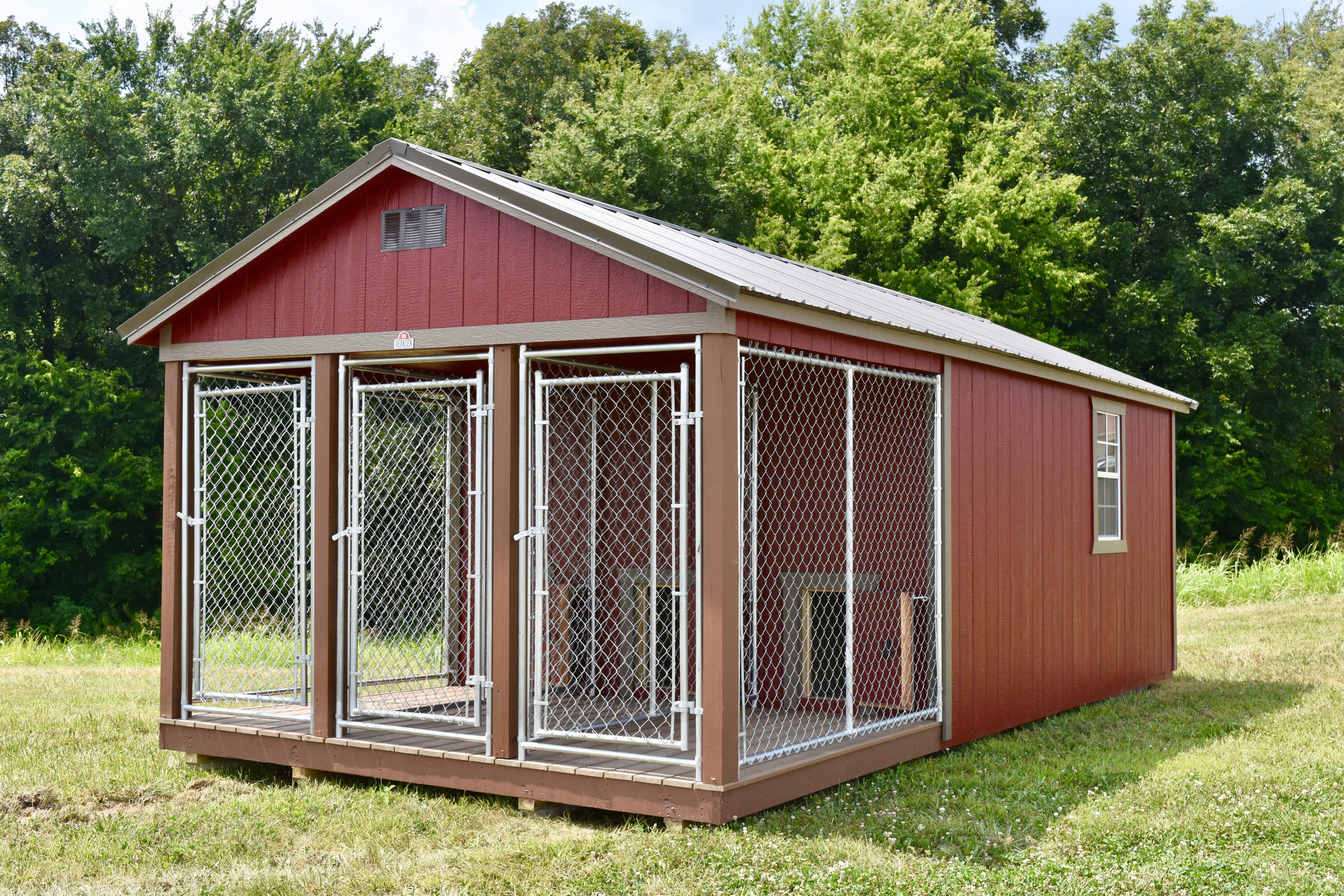 OUTDOOR 3 BOX DOG KENNEL